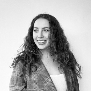 KIT ROONEY Featured Image